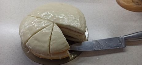 Как приготовить бисквитный торт в мультиварке быстро и вкусно
